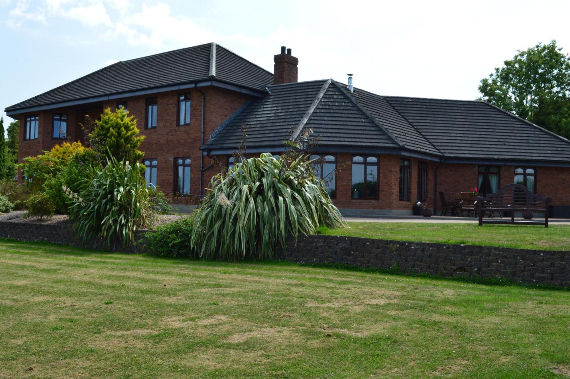 Bed and Breakfast Ravenwood Castlebellingham Esterno foto